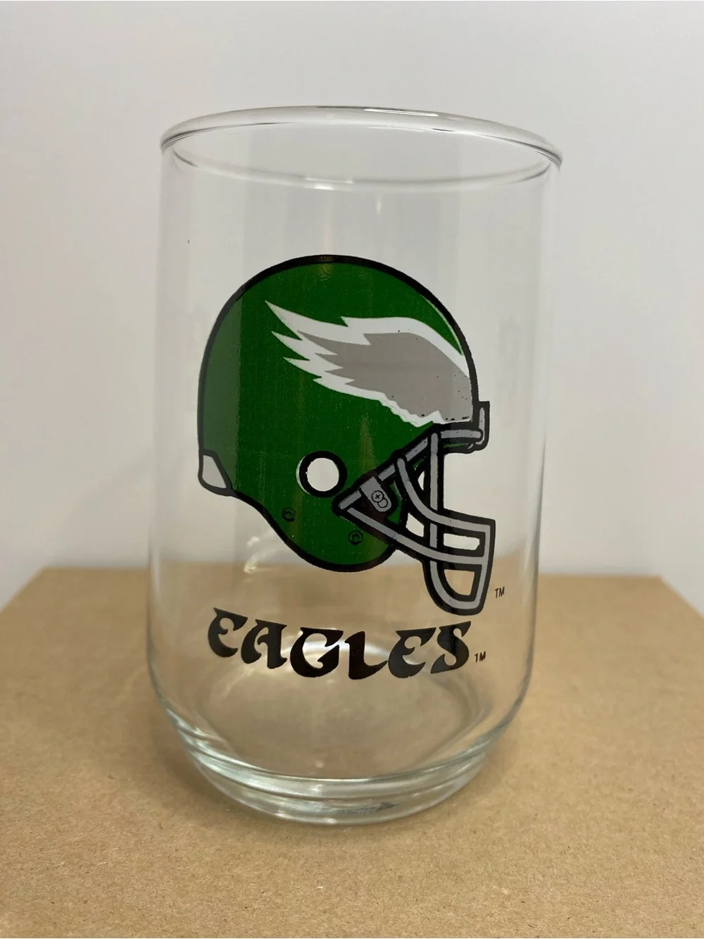 Vintage Philadelphia Eagles NFL Drinking Glass Kelly Green Helmet Tumbler